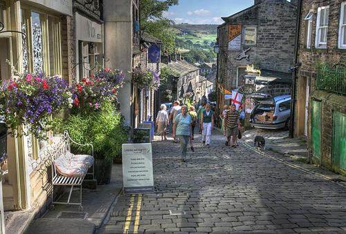 Хауорт Хауорт